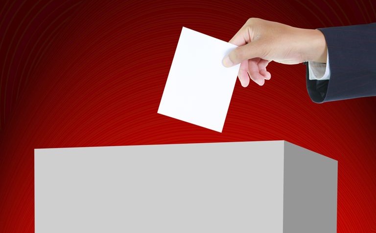 Δημοψήφισμα: Ξεκίνησε ο τηλεοπτικός μαραθώνιος!