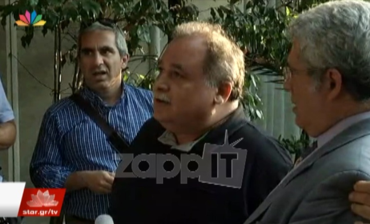 Επεισόδιο Λεουτσάκου με δημοσιογράφους: «Ποιος σας κάλεσε;»