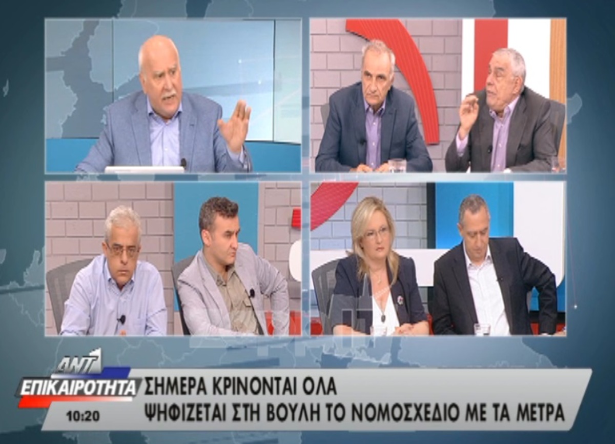 Εκνευρίστηκε ο Παπαδάκης με τον Γιακουμάτο: «Πάρ'το πίσω!»