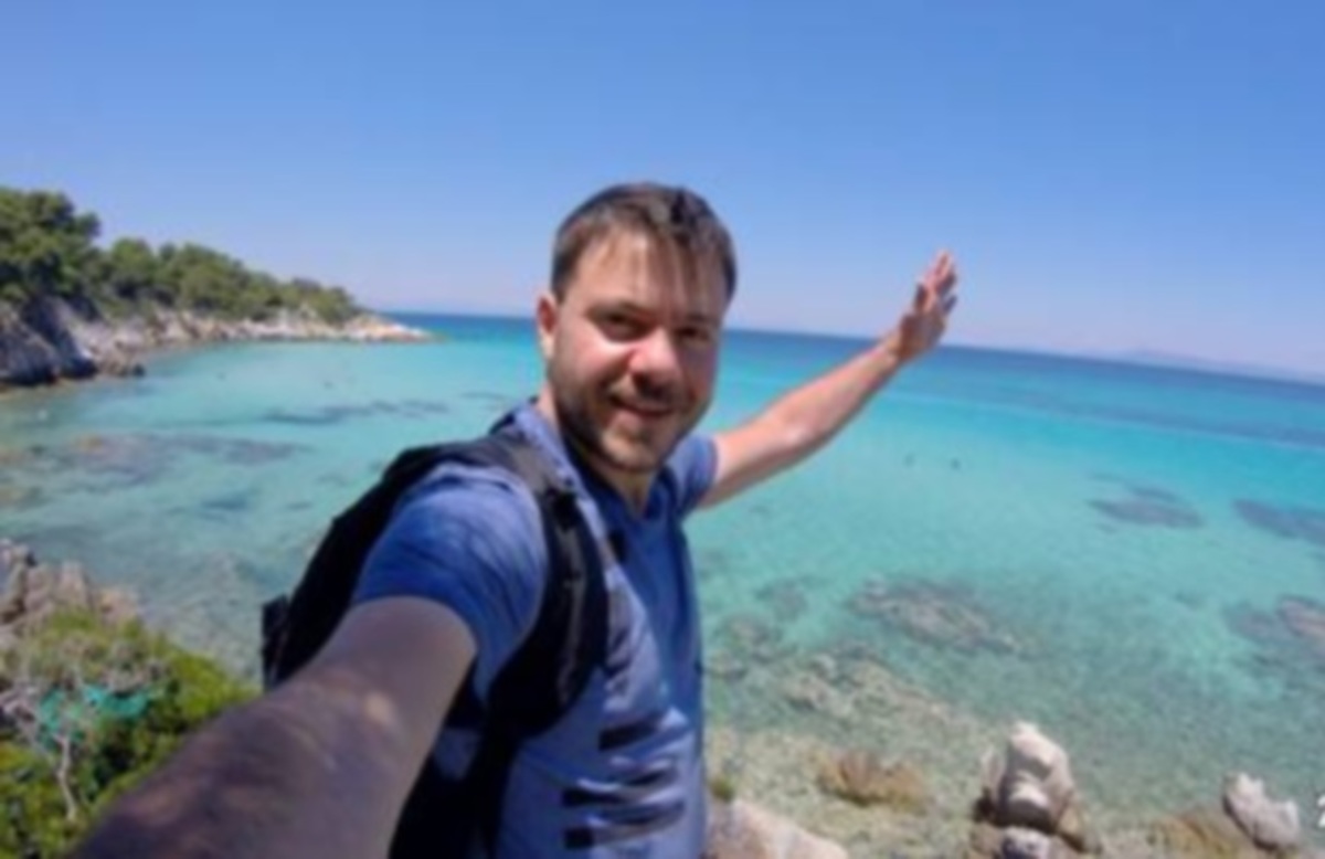 Άργησε, αλλά ξεκινά! Πρεμιέρα για το «Happy Traveller»