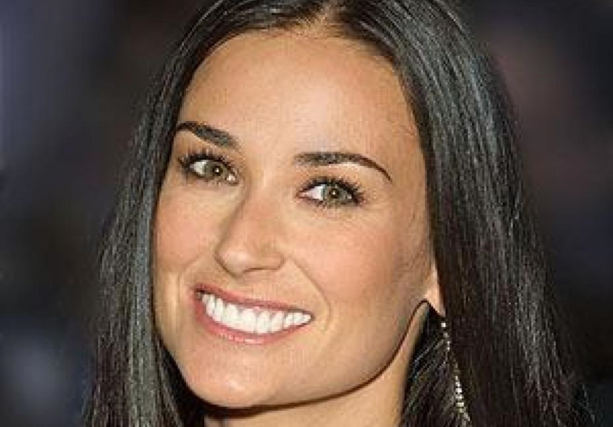Demi Moore: Δεν θα πιστεύετε πως είναι στην πραγματικότητα το πρόσωπό της!