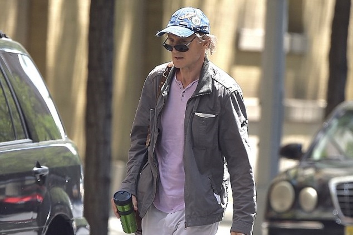Liam Neeson: Σκιά του εαυτού του… στους δρόμους της Νέας Υόρκης