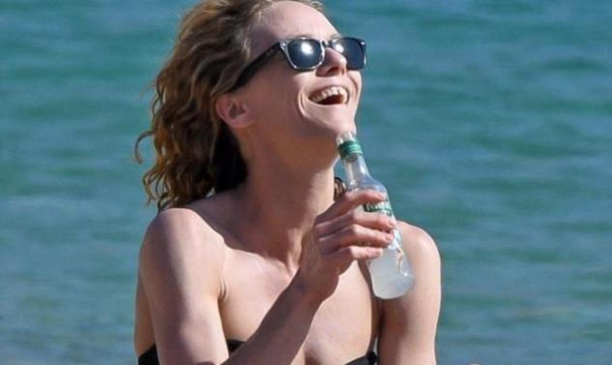Vanessa Paradis: Σε ποιο ελληνικό νησί κάνει διακοπές;