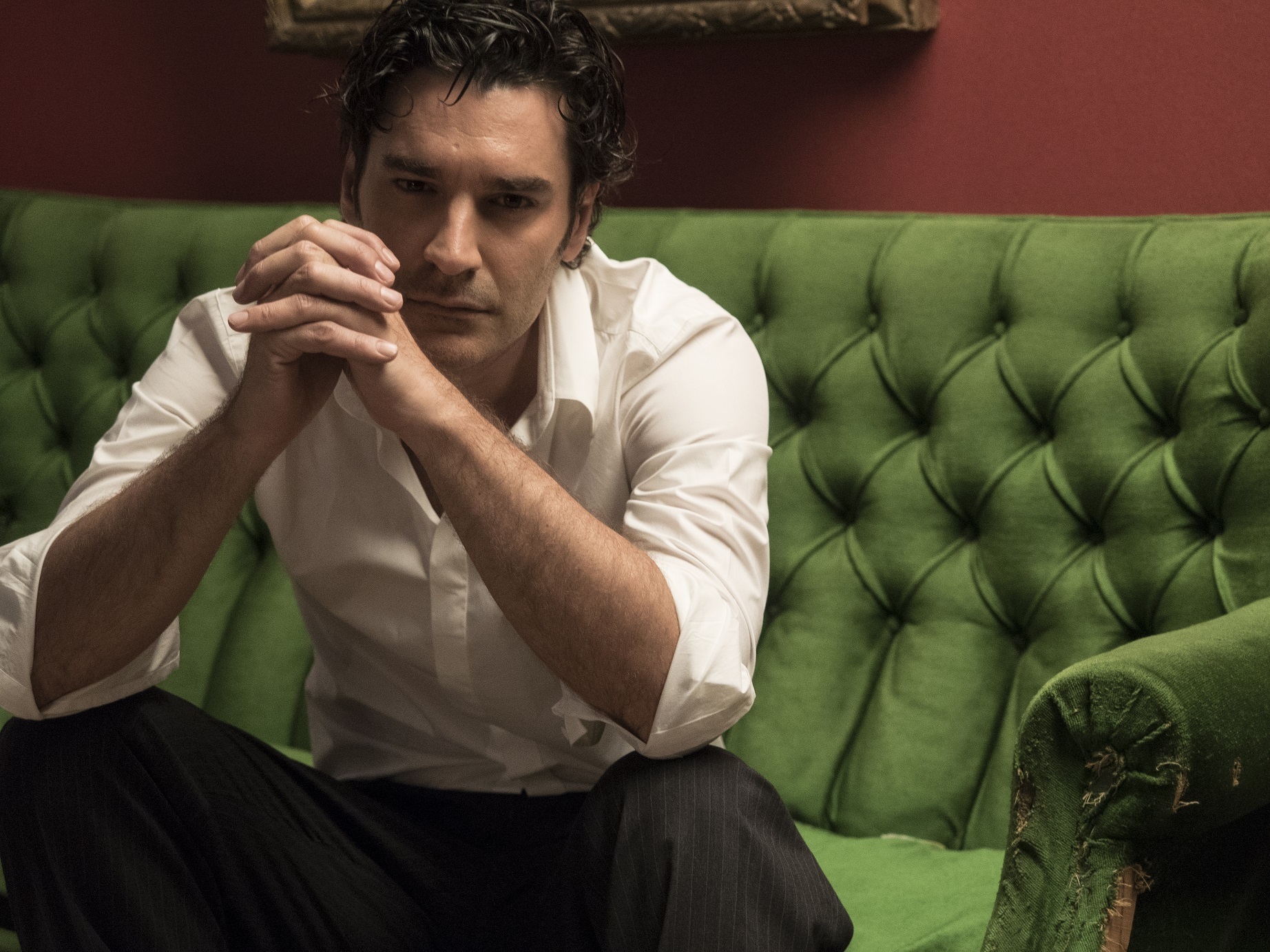 «Ένας άλλος κόσμος» έρχεται με τον Χριστόφορο Παπακαλιάτη