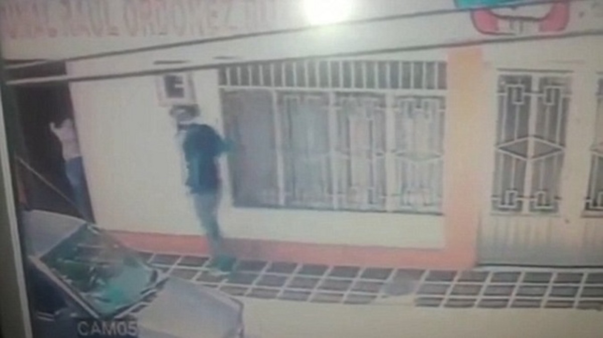 Eκτέλεση δημοσιογράφου on camera! Σοκαριστικό video