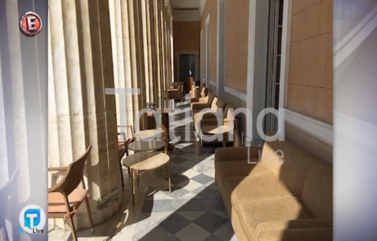 Ζωή Κωνσταντοπούλου: Άδειασε καναπέδες από τη Βουλή για να δώσει συνέντευξη τύπου