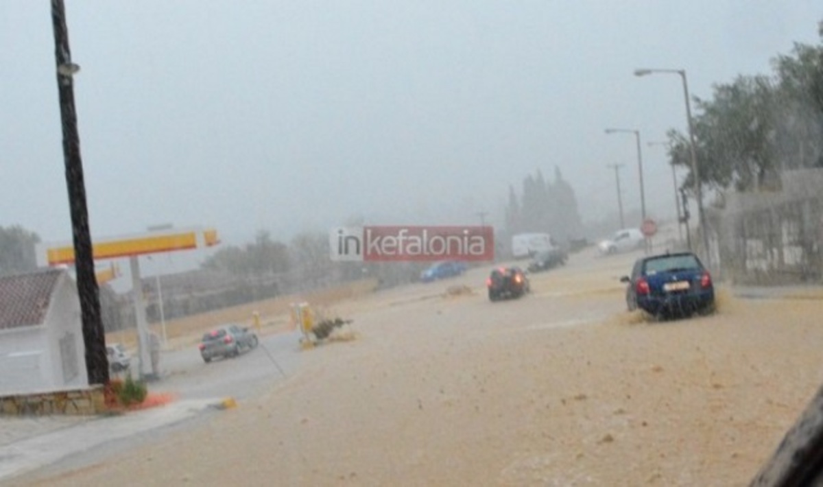 Καταιγίδα «τέρας» έπνιξε την Κεφαλονιά!