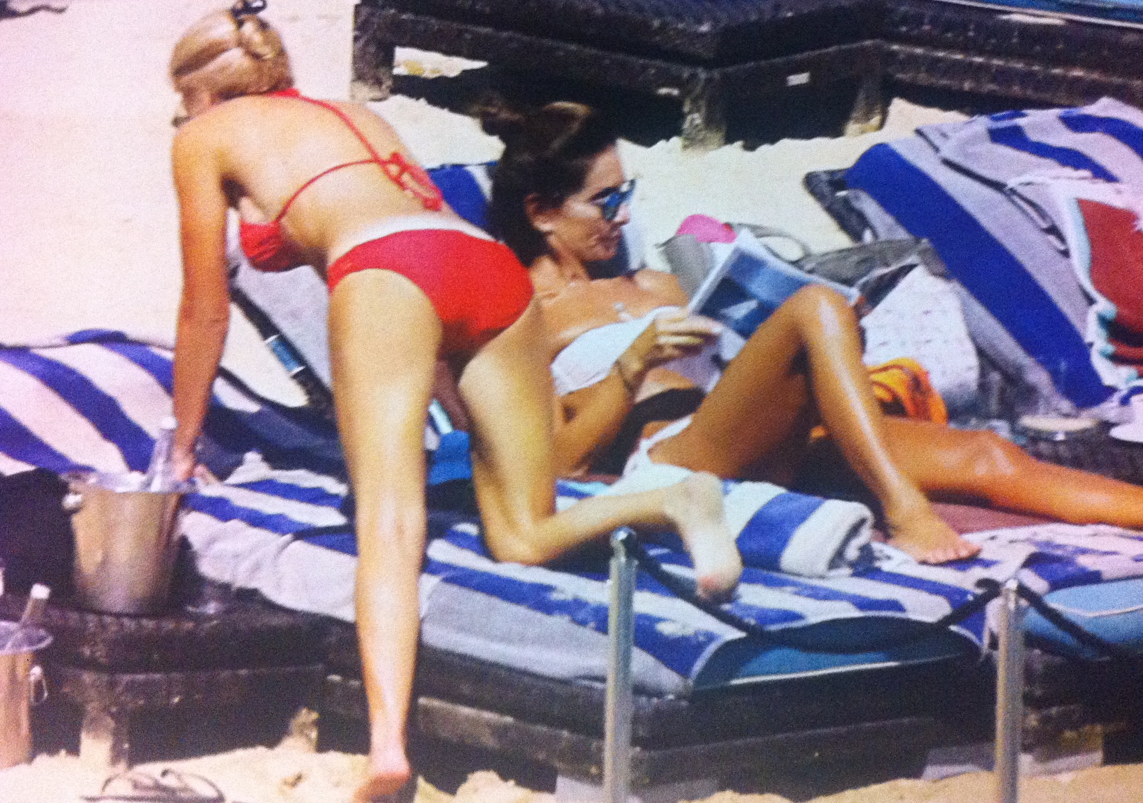 Έλλη Στάη: Στην παραλία πιο hot από ποτέ!