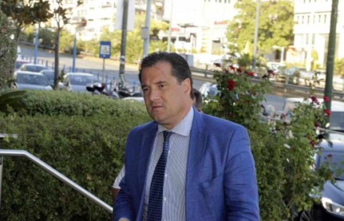Ο Άδωνις Γεωργιάδης …«στον ενικό»