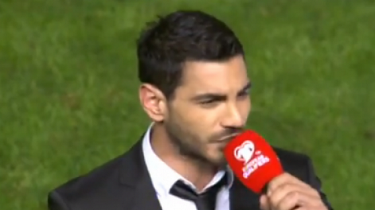 Ξεσπά ο Σταύρος Κωνσταντίνου για όσους τον …κράζουν επειδή τραγούδησε τον Εθνικό Ύμνο: «Δεν είμαι Τούρκος»!