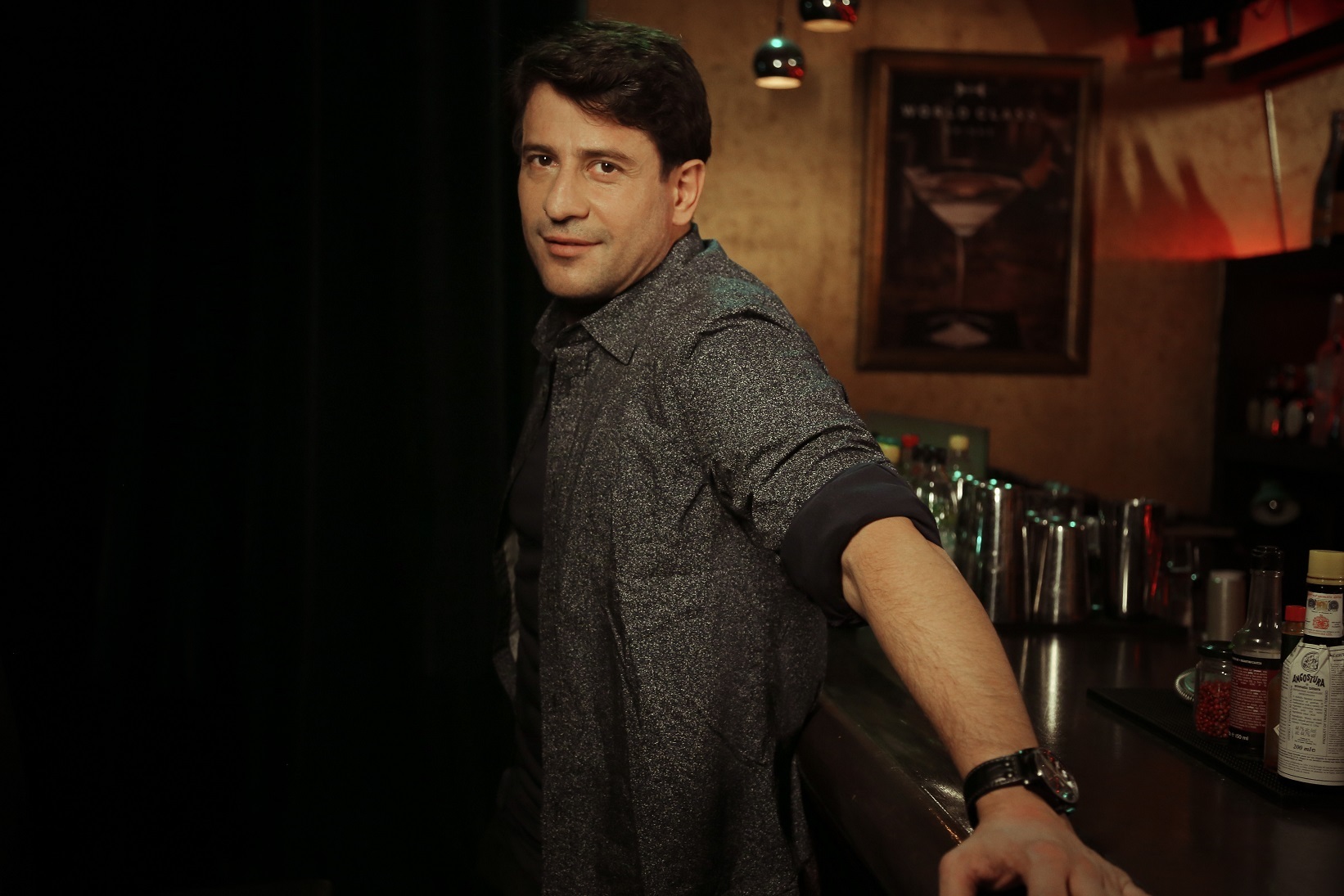 Ο Αλέξης Γεωργούλης γίνεται …«Barman» στον Alpha