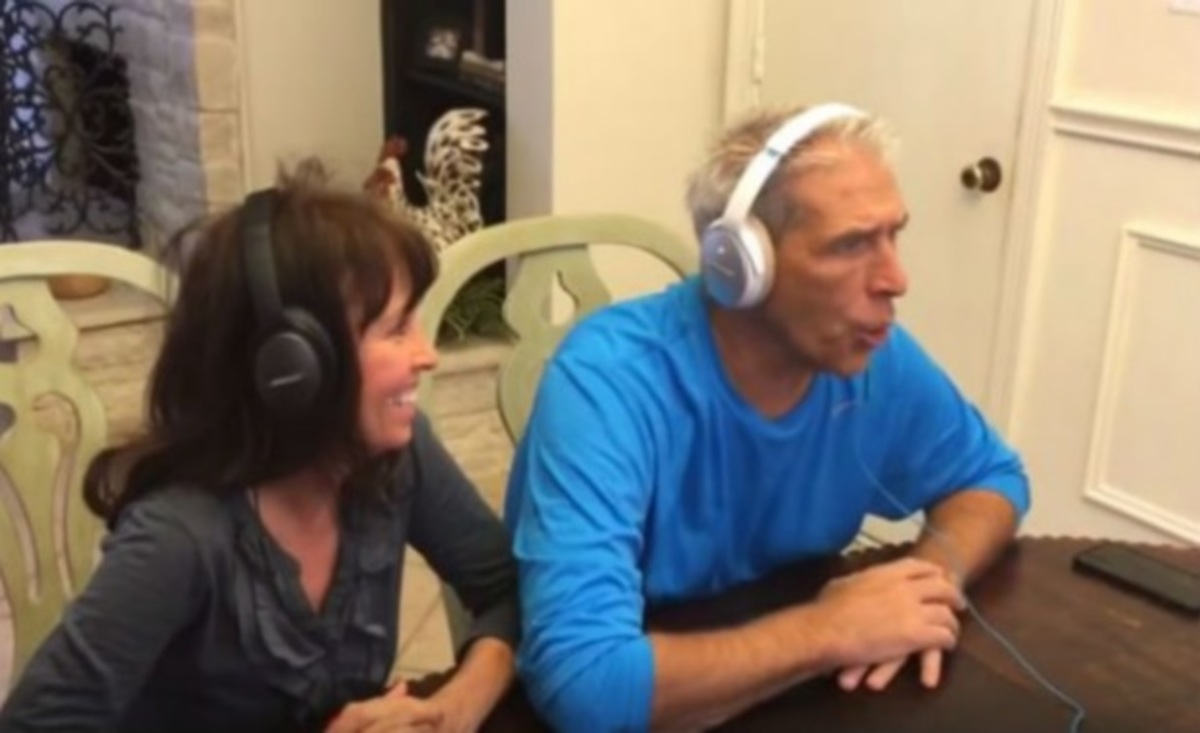 Έμαθε ότι θα γίνει παππούς μέσα από ένα παιχνίδι!