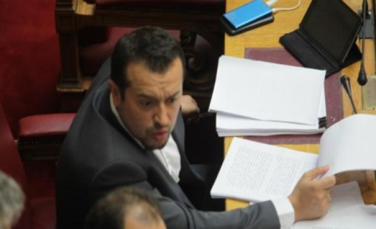 Γιατί η κυβέρνηση “καίγεται” για τις τηλεοπτικές άδειες – Όλο το παρασκήνιο