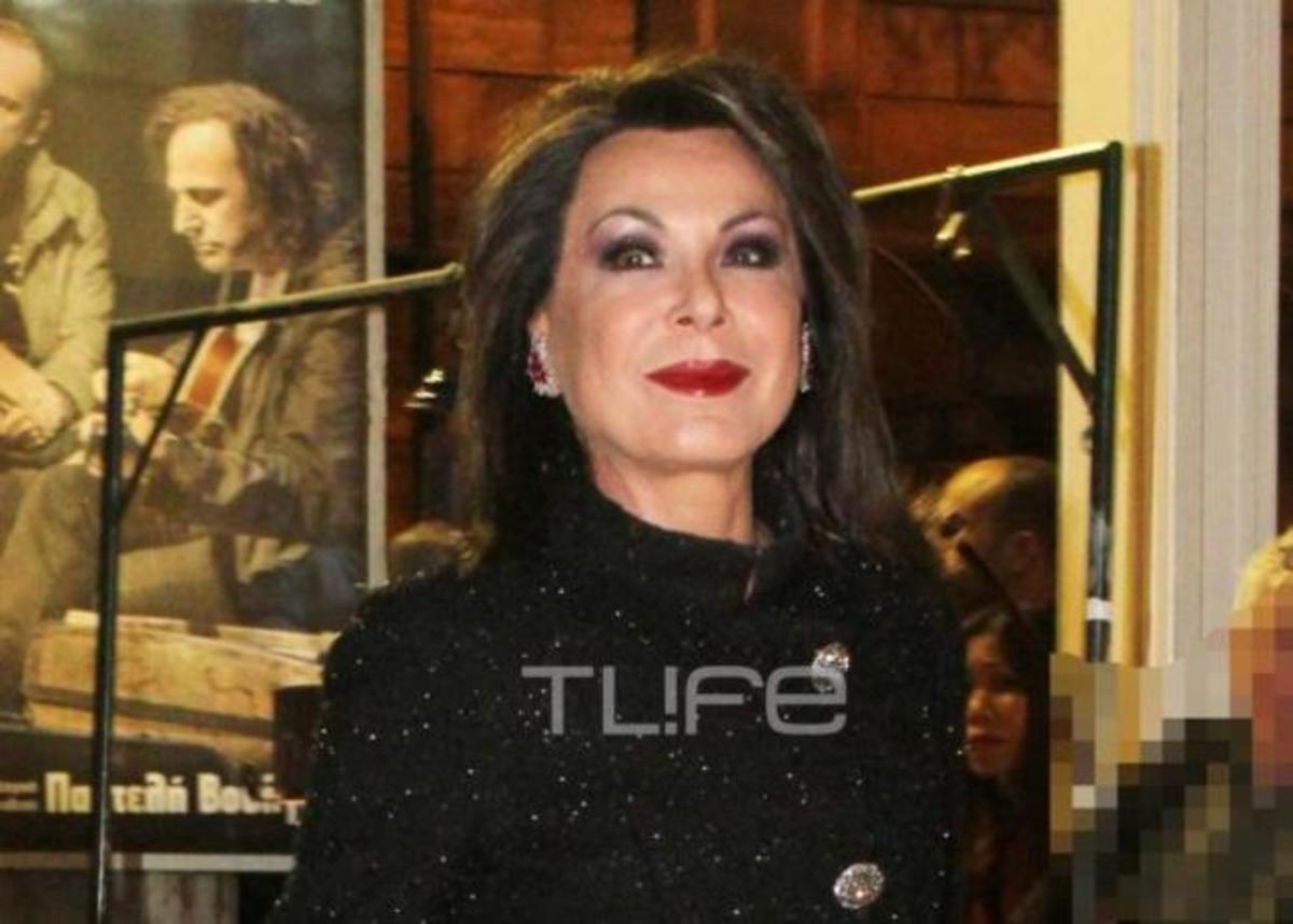 Η Γιάννα Αγγελοπούλου στην πρεμιέρα του Λάκη Λαζόπουλου
