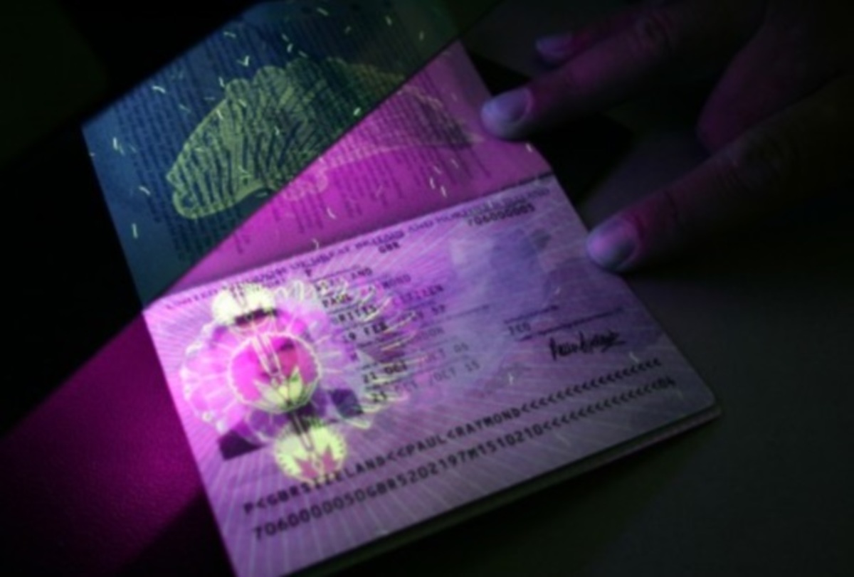 Αλλάζουν οι αστυνομικές ταυτότητες με κόστος 10 ευρώ