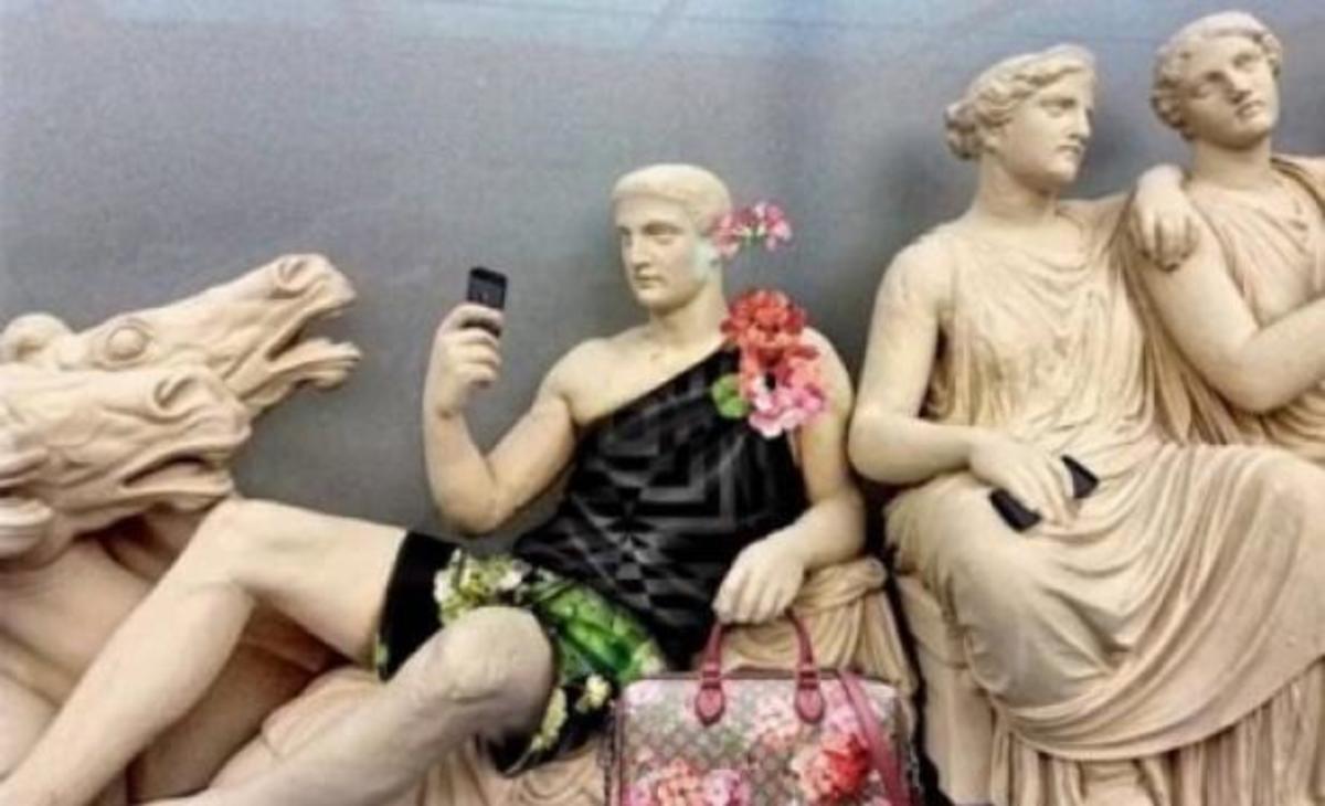 Τεράστια ασέβεια! Ξεφτίλισαν τα γλυπτά του Παρθενώνα
