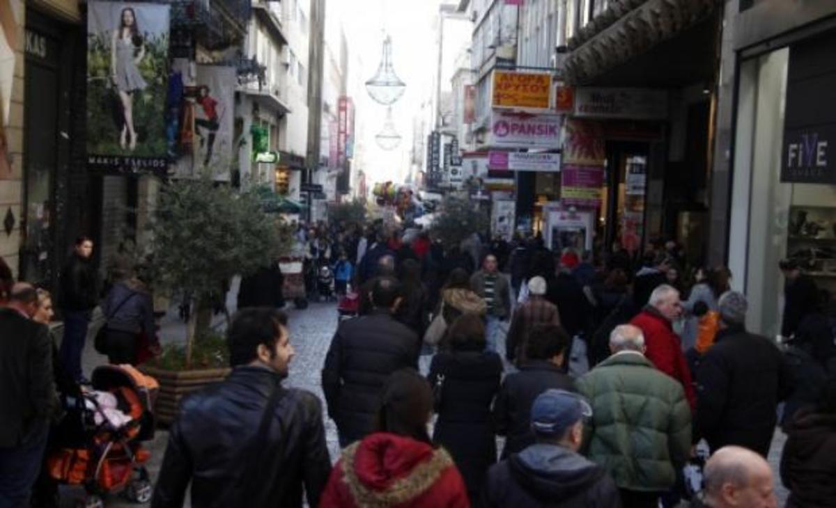 Παραμονή Πρωτοχρονιάς: Μέχρι τι ώρα θα είναι ανοιχτά τα μαγαζιά