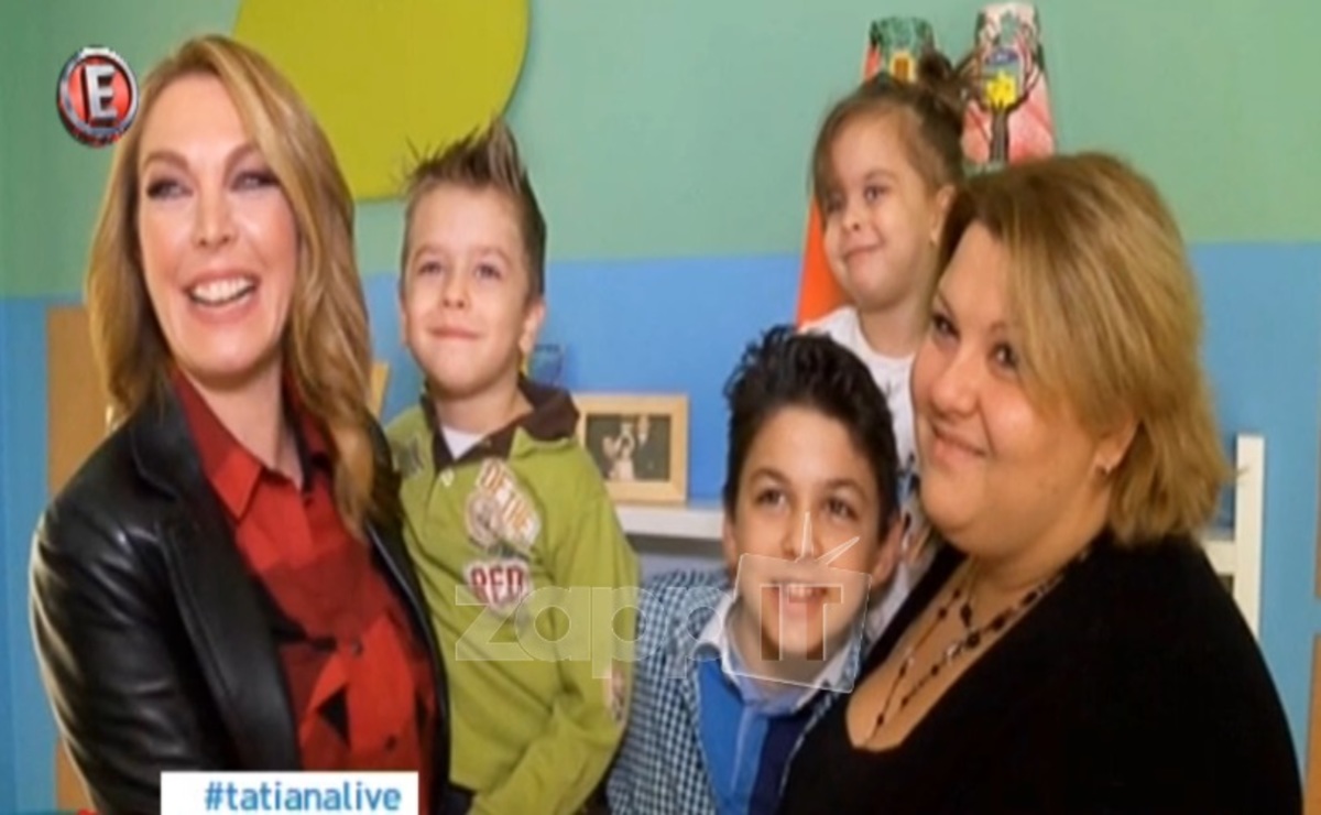 Tatiana Live: Ο …Άγιος Βασίλης έφερε χαμόγελα στα παιδικά προσωπάκια!