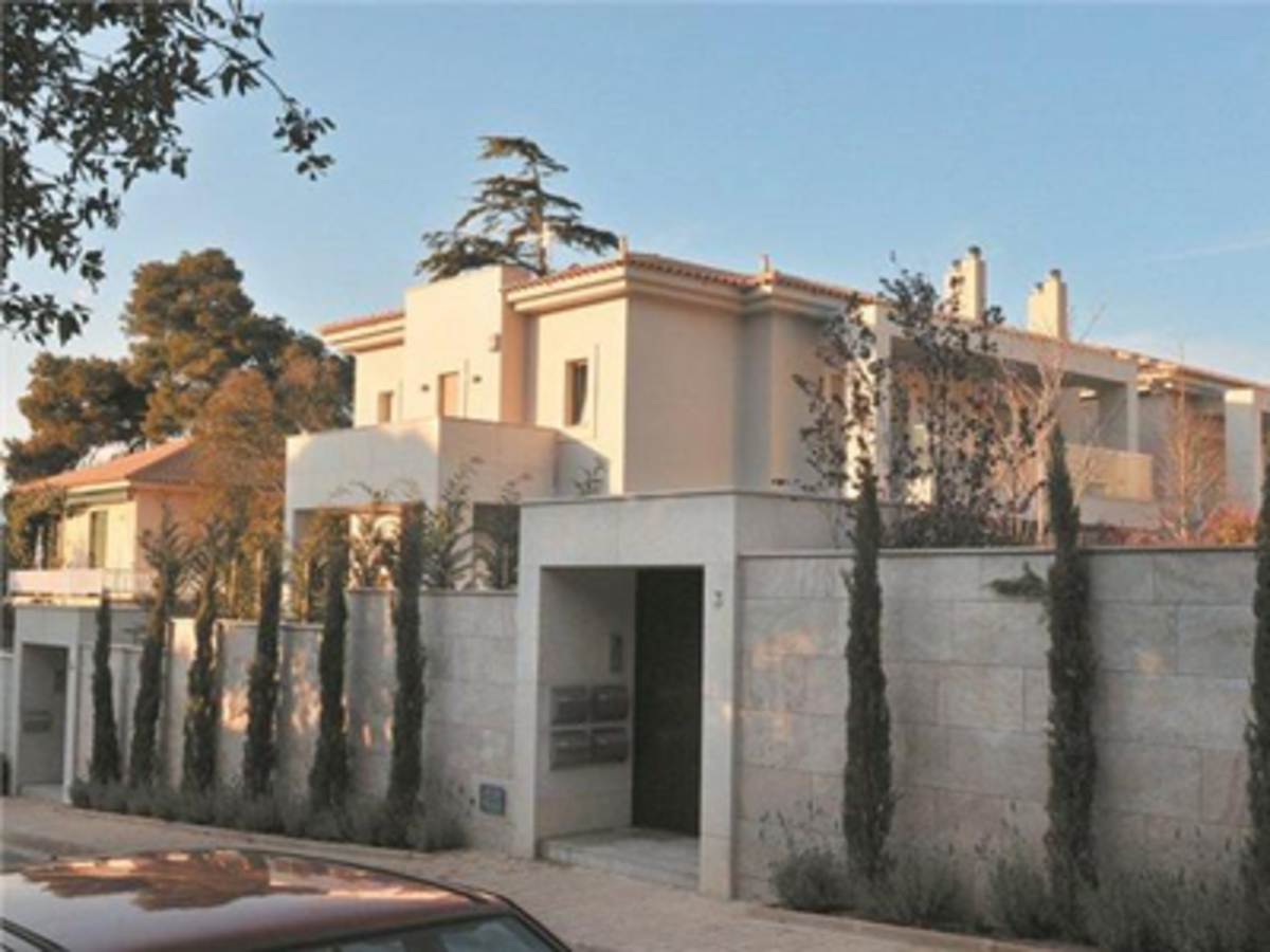 Δήμητρα Παπανδρέου: Στο σφυρί η μεζονέτα της Αγράμπελης!