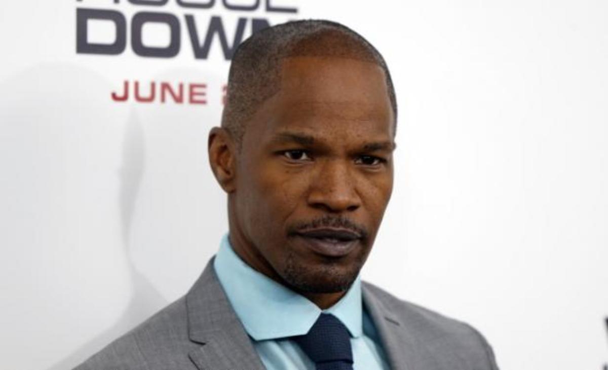 Ήρωας ο Jamie Foxx – Έβγαλε έναν άντρα από φλεγόμενο αυτοκίνητο!