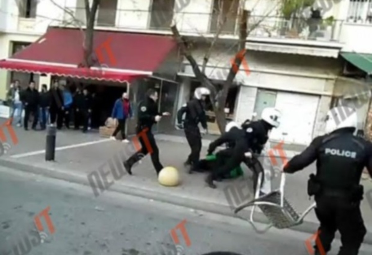 Επτά προσαγωγές μετά από ένταση στη Βικτώρια