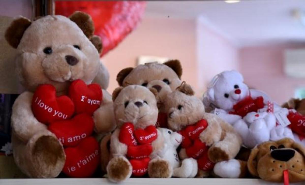 Πάτρα: Τα λούτρινα παιχνίδια οδήγησαν στο θάνατο τον 8χρονο Νικόλα