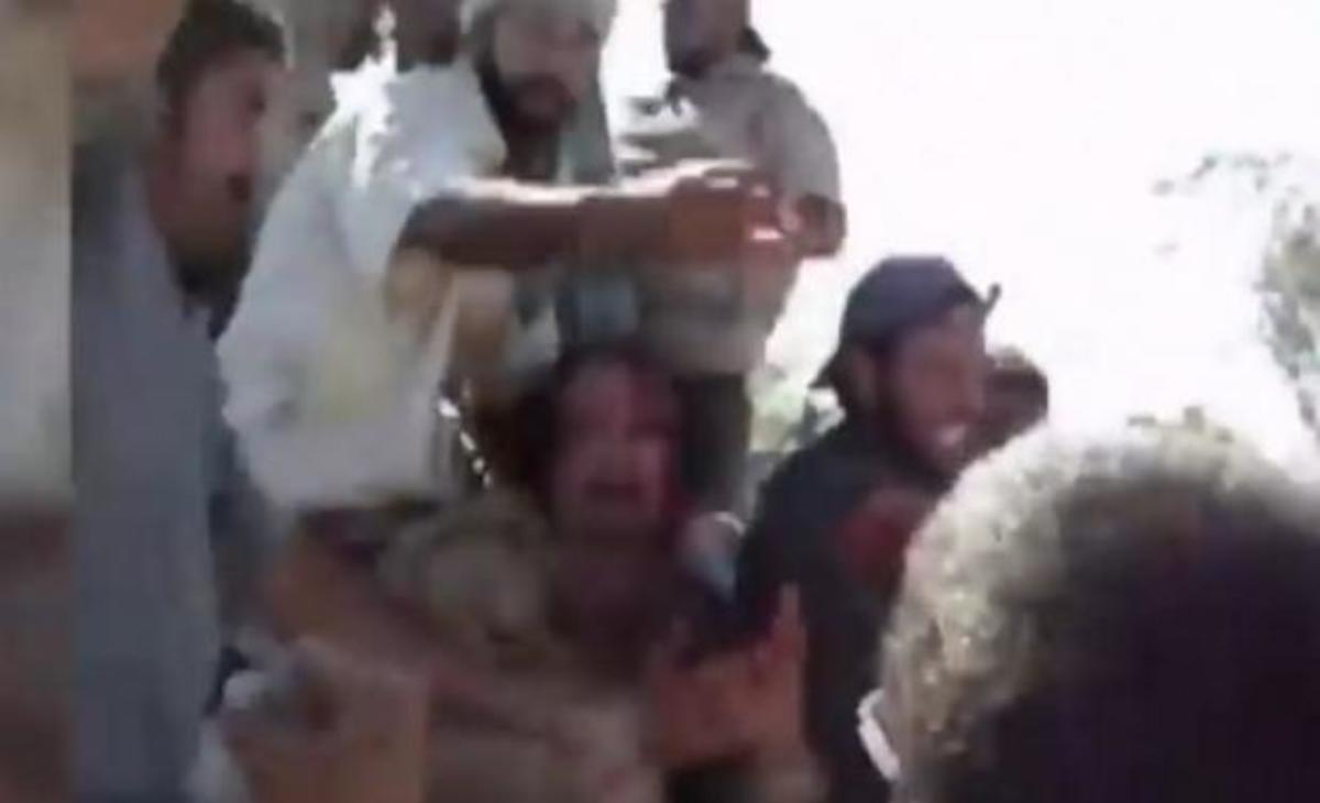 Νέο βίντεο λίγο πριν δολοφονήσουν τον Καντάφι