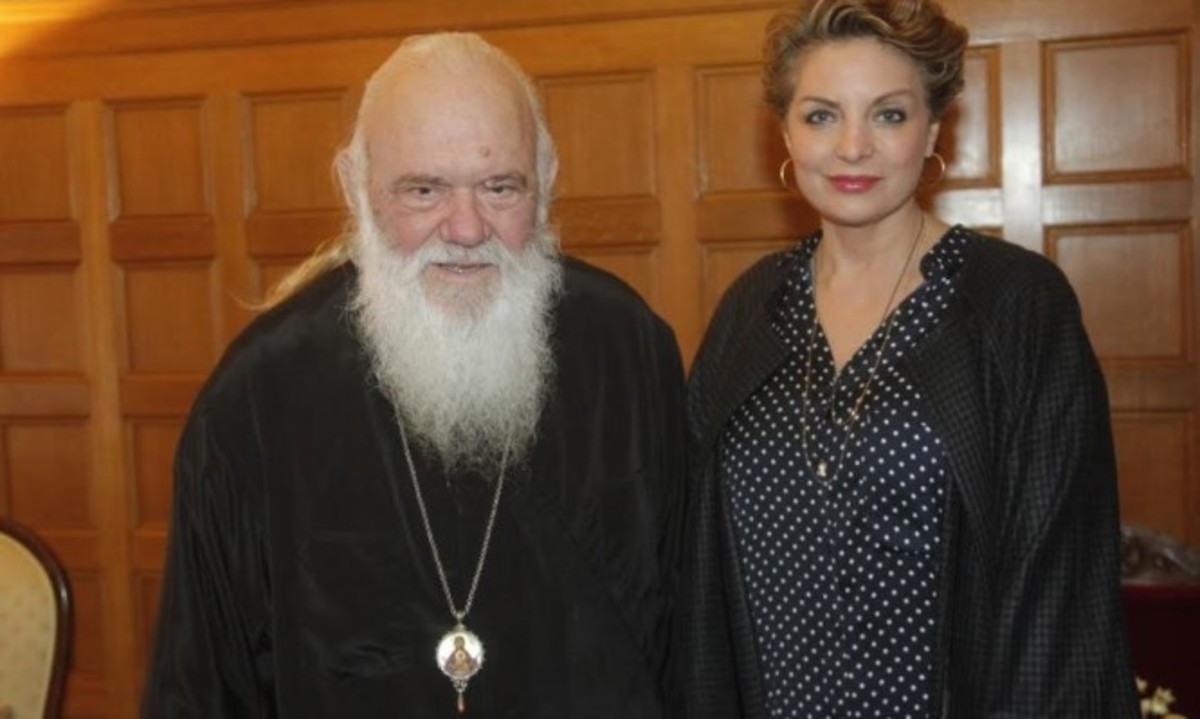 Η Άντζελα Γκερέκου στον Αρχιεπίσκοπο