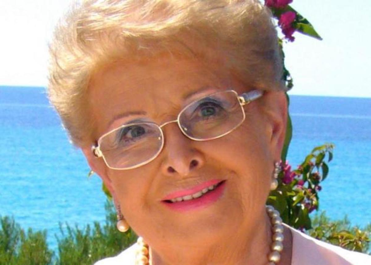 Οι συγκινητικές ευχές της Βέφας Αλεξιάδου στην εγγονή της που γιορτάζει