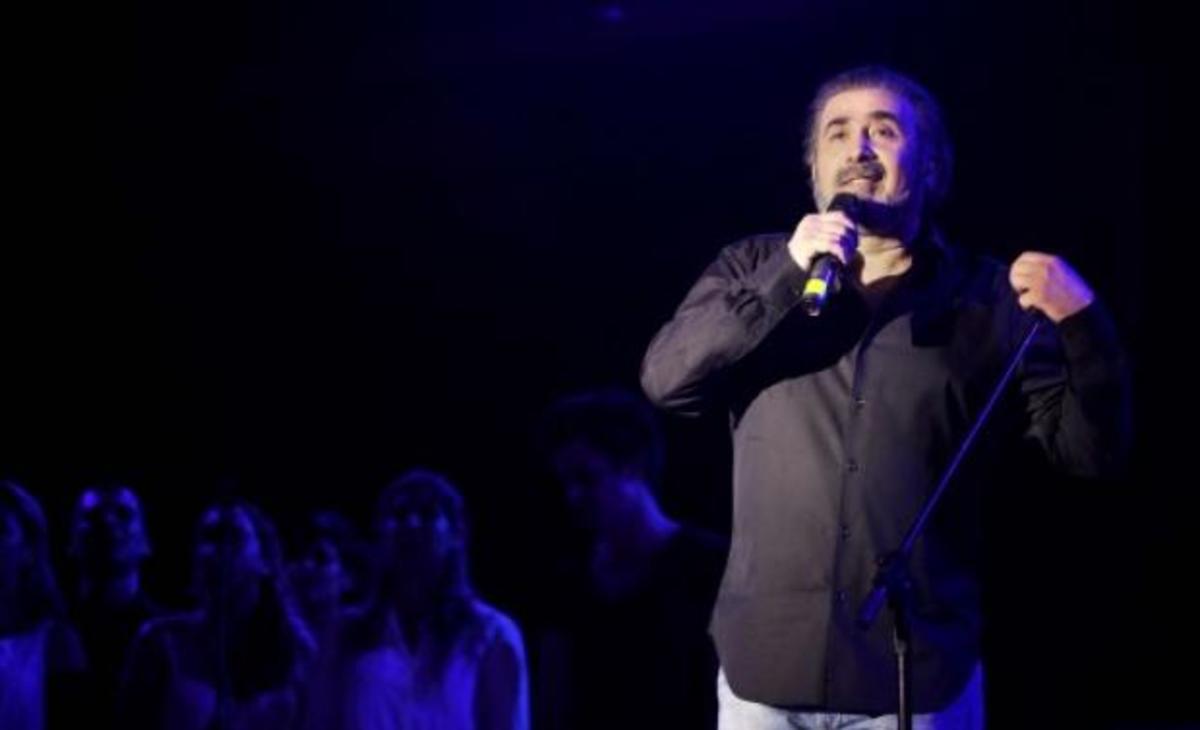 Μεγάλη ελληνική εταιρεία κόβει τις διαφημίσεις στον Λάκη Λαζόπουλο