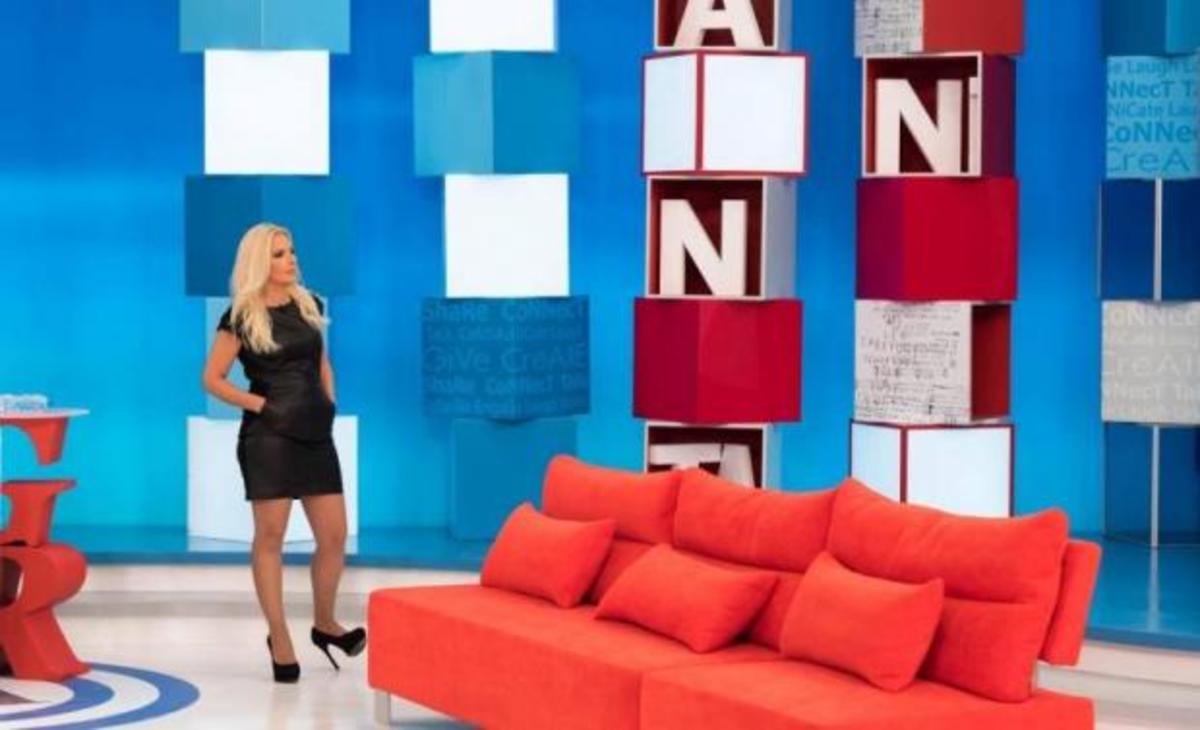 ΑΝΝΙΤΑgr: Ο Γολγοθάς Ελληνίδας στιχουργού που εγκαταλείφθηκε από τον σύντροφός της, όταν έμεινε έγκυος