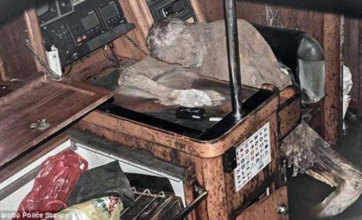 Η τρομακτική στιγμή που βρίσκουν τον μουμιοποιημένο ναυτικό (ΒΙΝΤΕΟ)