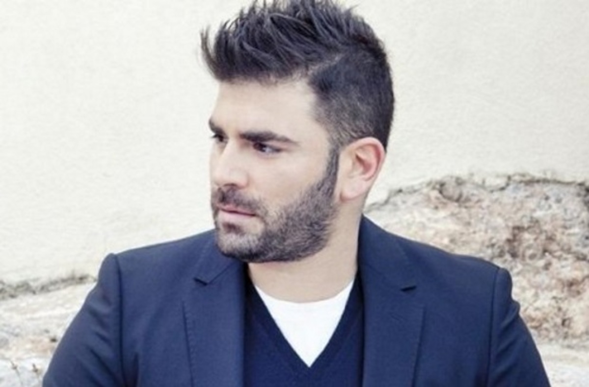 Χαμός στο facebook με τη φάρσα φοιτητών του ΑΠΘ για τον Παντελή Παντελίδη (Φωτό και βίντεο)!