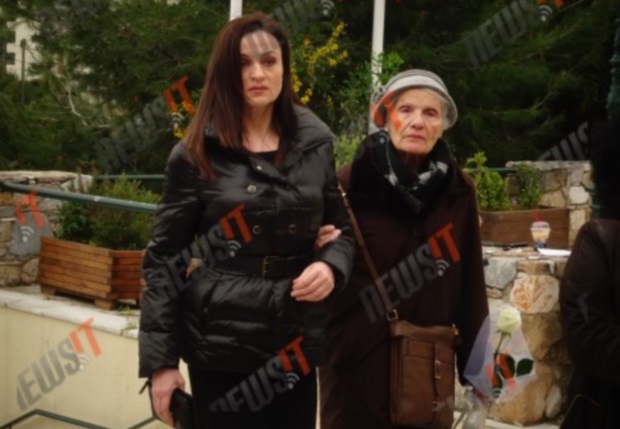 Θρήνος στην κηδεία του Κώστα Κουτσομύτη – Καλλιτέχνες και πολιτικοί τον “αποχαιρέτησαν” (ΦΩΤΟ)