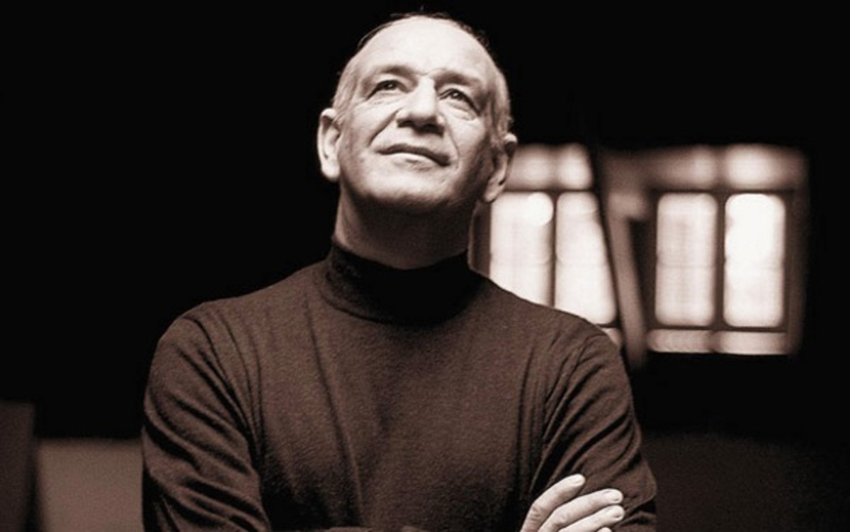 Δημήτρης Μητροπάνος: Τι αποφασίστηκε στον Δήμο Αθηναίων για την εκταφή του;