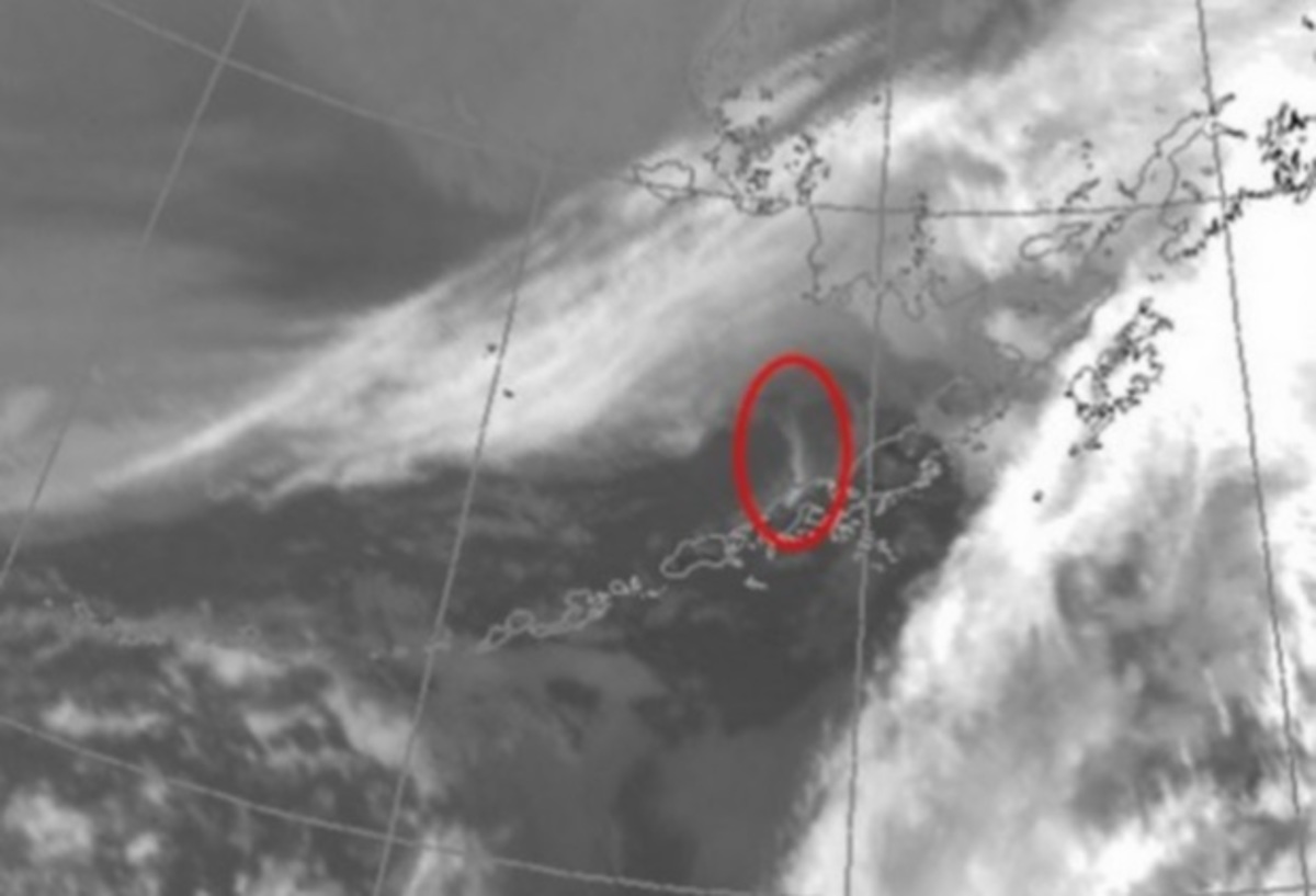 Έκρηξη ηφαιστείου στην Αλάσκα – Η τέφρα έφτασε στα 20.000 πόδια