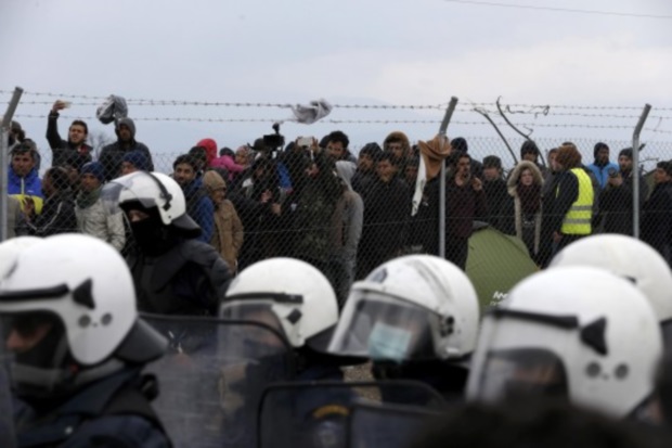 Επεισόδια στην Ειδομένη – Πετροπόλεμος και ένταση στη σιδηροδρομική γραμμή