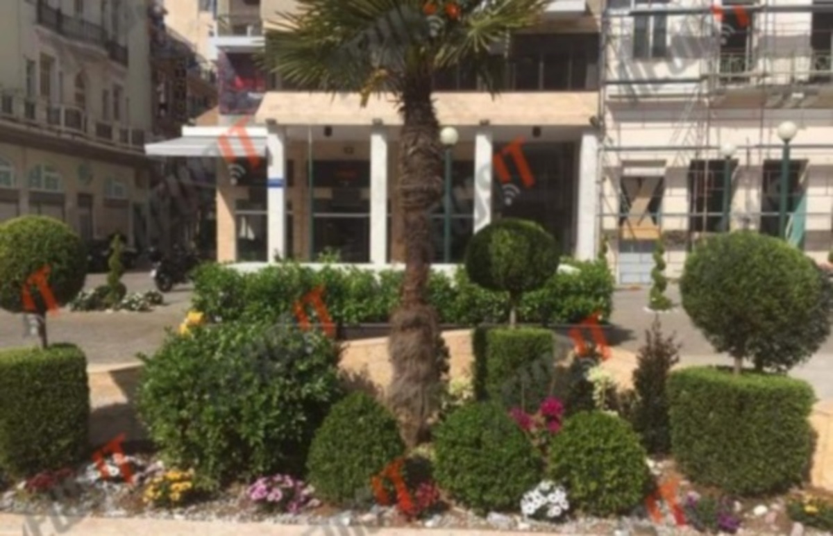 Άνεργος επένδυσε 30.000 ευρώ στην πλατεία Βάθης και ανοίγει μαγαζιά! ΦΩΤΟ