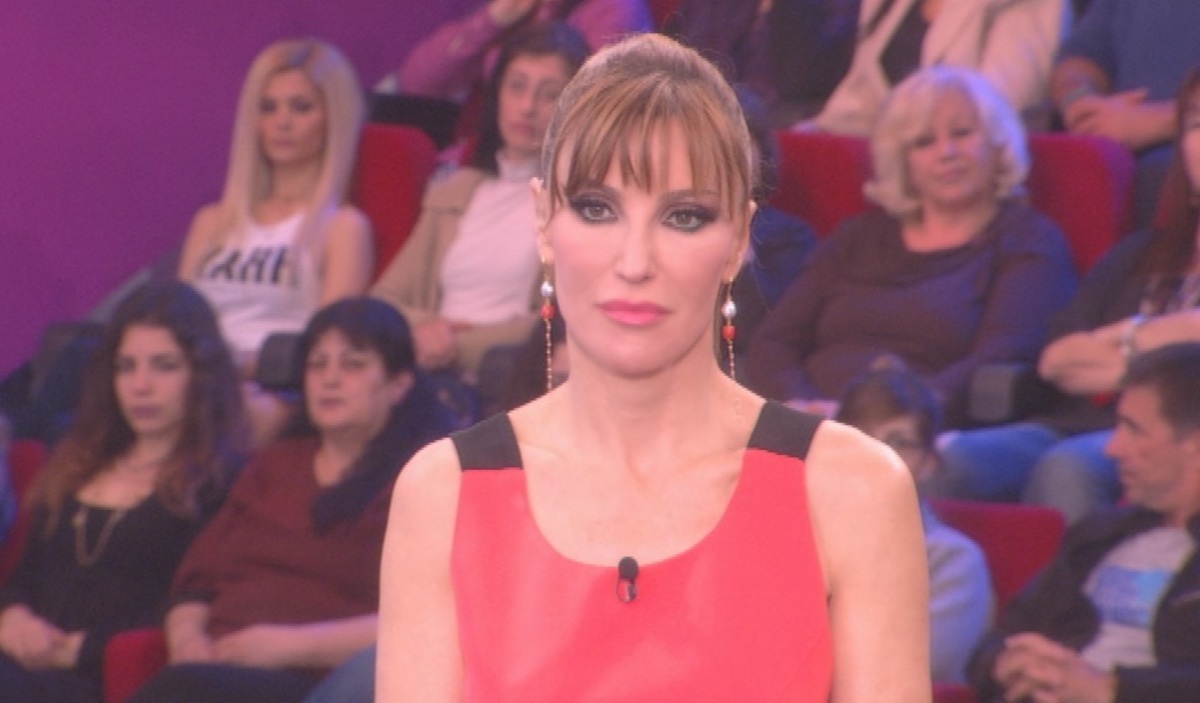 Συγκλονίζει η ιστορία της στο Πάμε Πακέτο – Ελπίζει να μην είναι πολύ αργά…