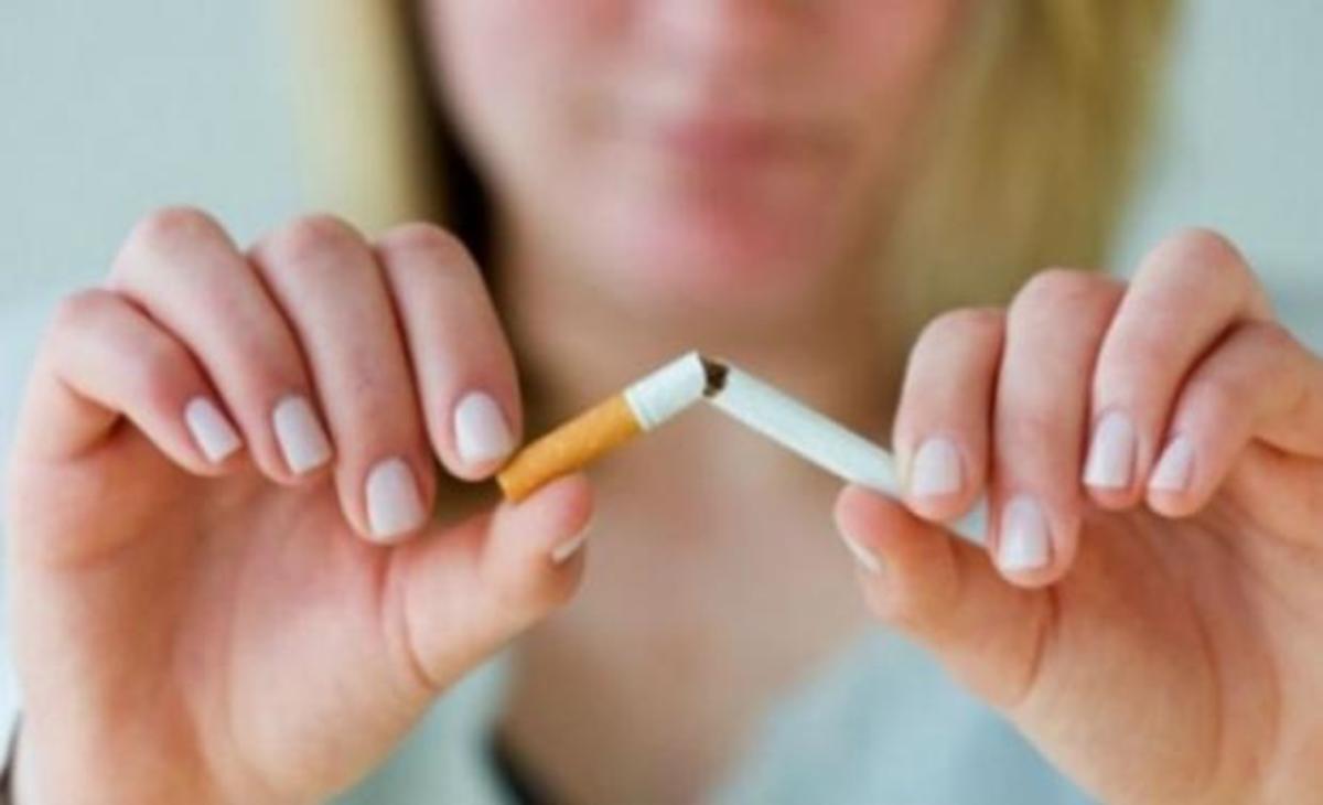 Θα πέσετε κάτω από τα γέλια: Ιδού η «τσιγαροσκοτώστρα» για να κόψετε το κάπνισμα! (ΒΙΝΤΕΟ)