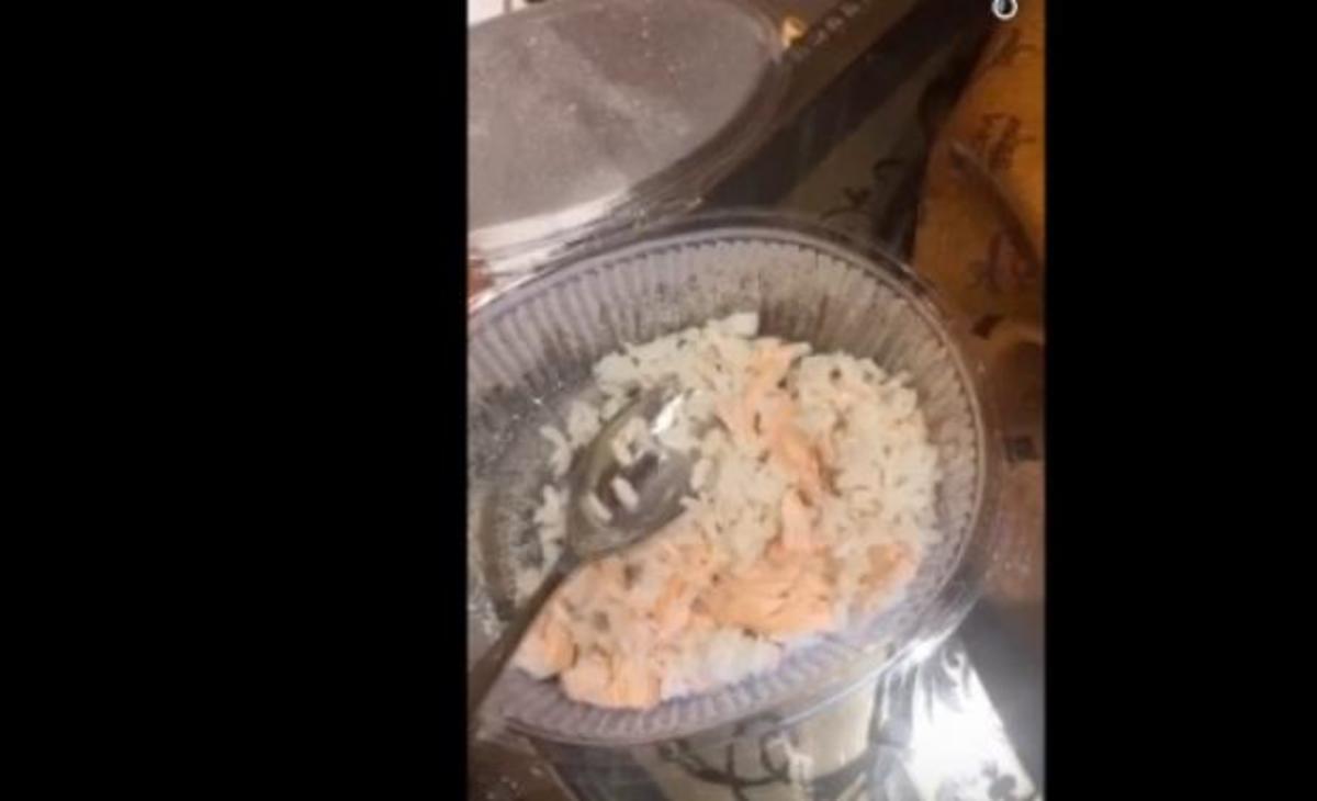 Serena Williams: Έφαγα σκυλοτροφή και αρρώστησα! ΒΙΝΤΕΟ