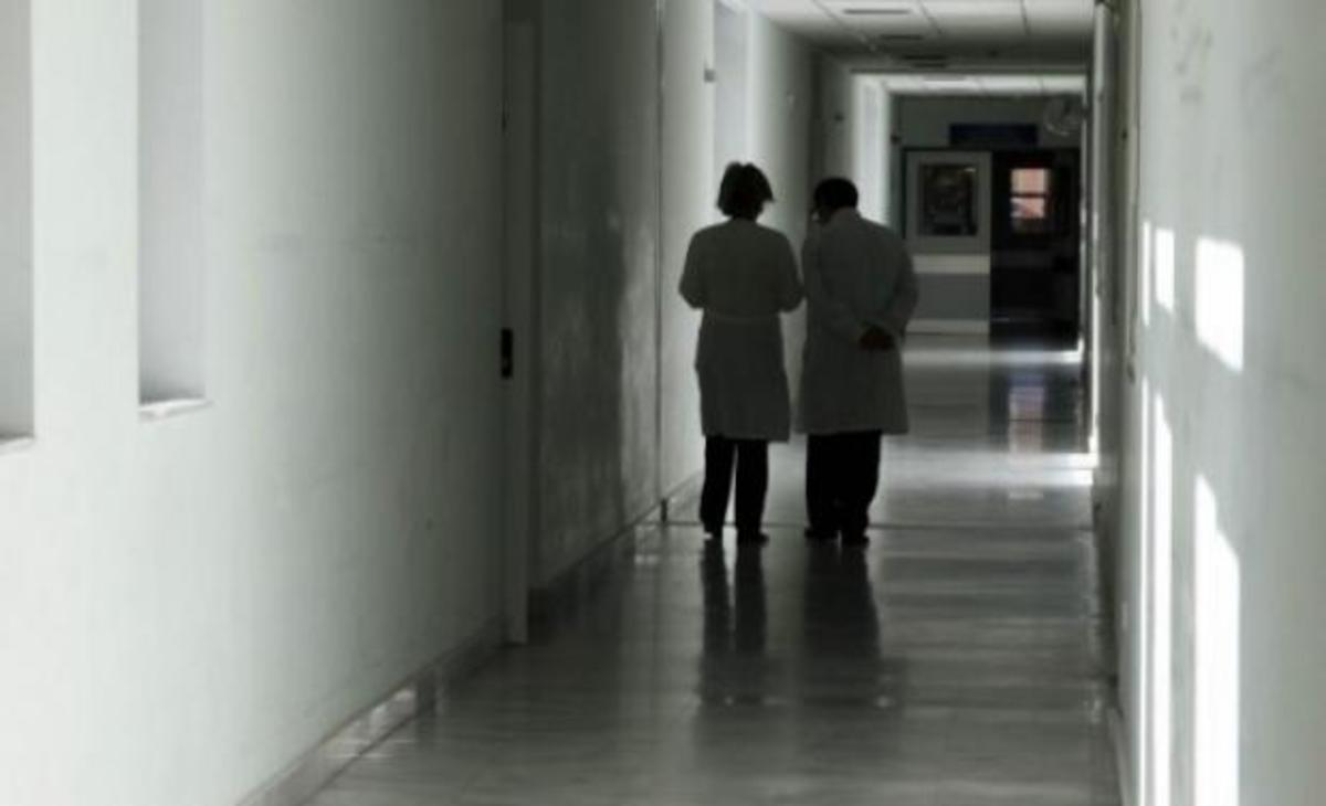 “Ξύπνησε” ο αστυνομικός που έχασε το χέρι του σε τροχαίο στο Ηράκλειο