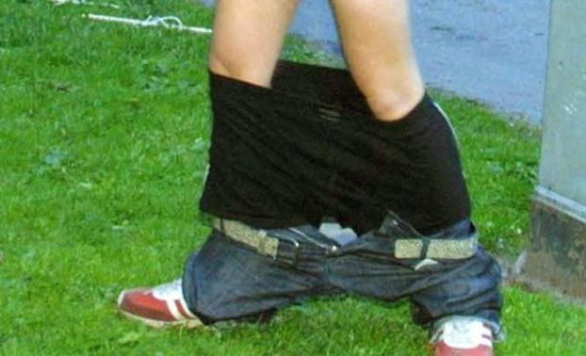 Επιδειξίας μπούκαρε σε παράσταση στην Τρίπολη!