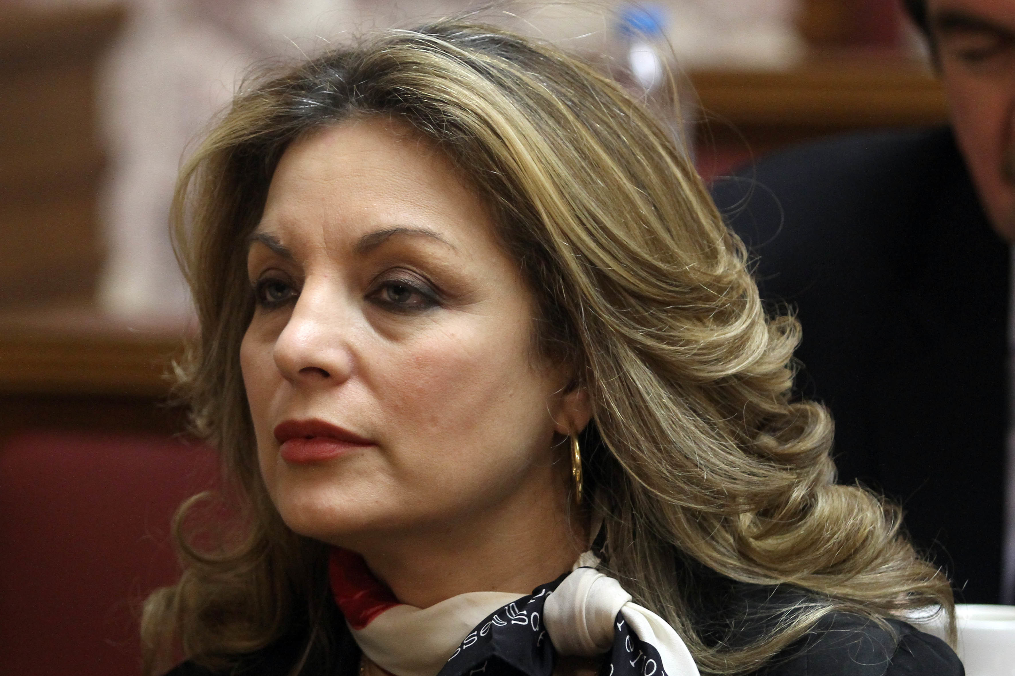 Η Άντζελα Γκερέκου λύνει τη σιωπή της στην Έλενα Κατρίτση