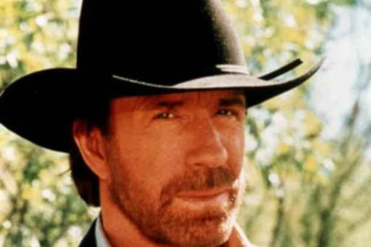 Ο Τσακ Νόρις και τα κατορθώματά του…