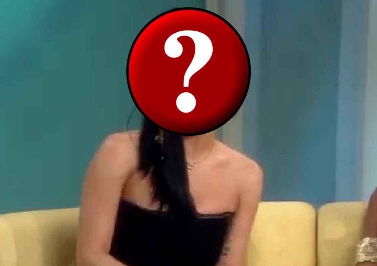 Ποια star όταν ήταν μαθήτρια ήθελε να φοράει μάσκα κάθε μέρα;