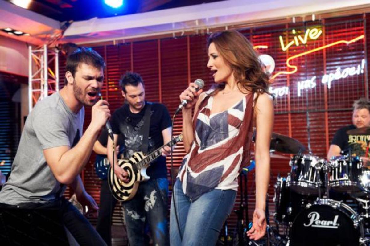 Το “Amstel Live” μας αποχαιρετά με Δέσποινα Ολυμπίου, Γιώργο Σαμπάνη και Κόκκινα Χαλιά