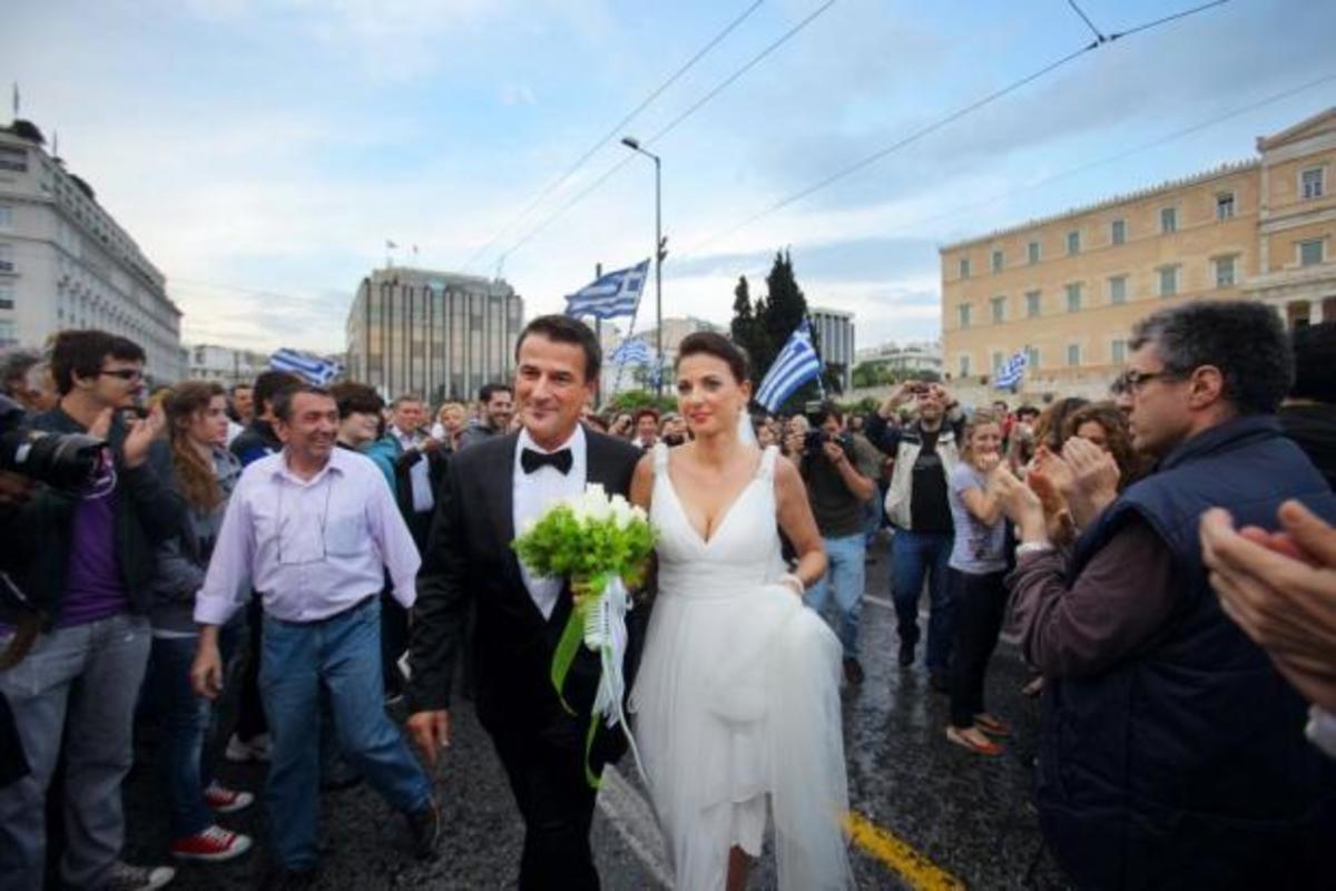 Από την εκκλησία στο Σύνταγμα!