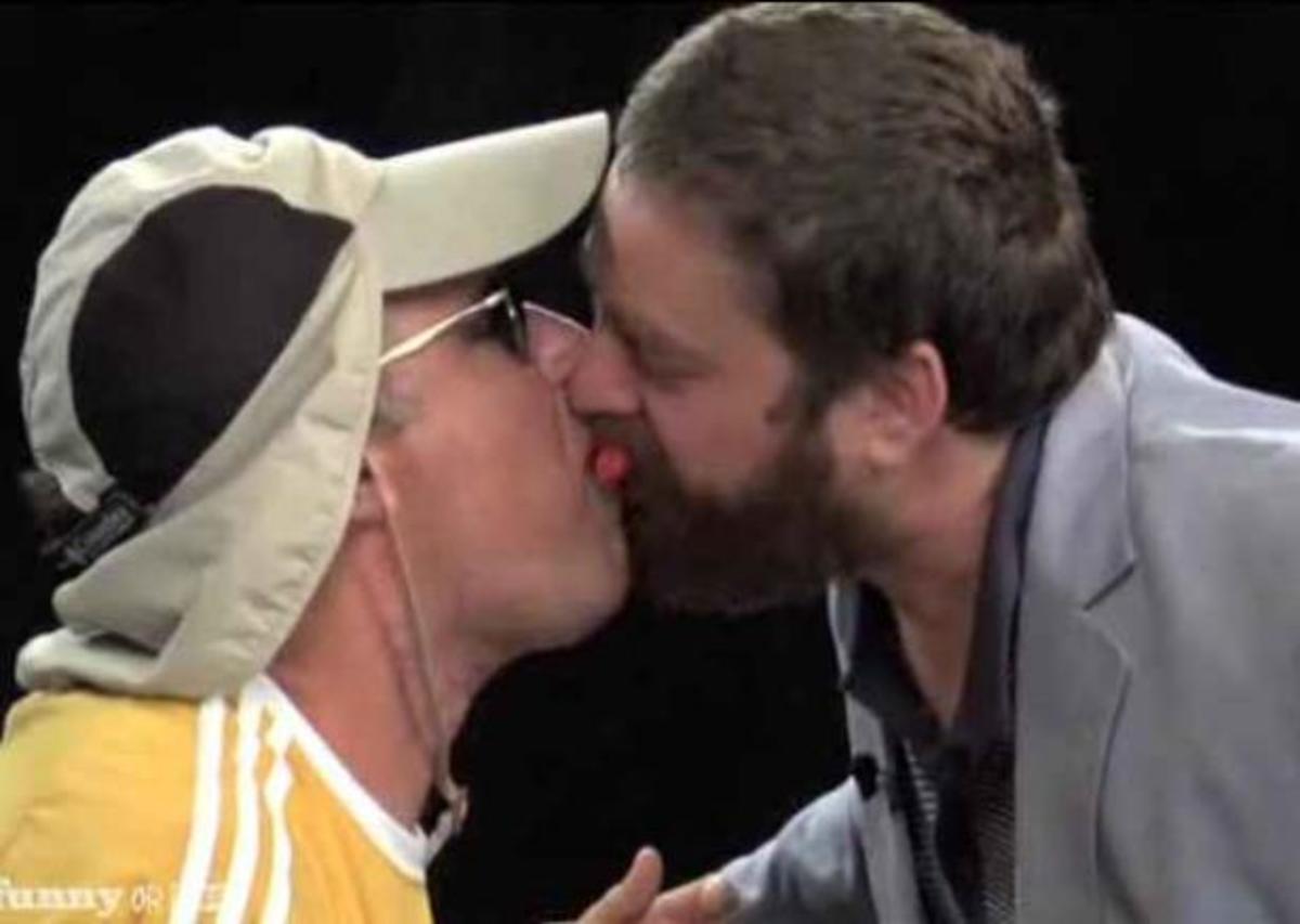 Το φιλί του Zach Galifianakis στον ηθοποιό Will Ferrell