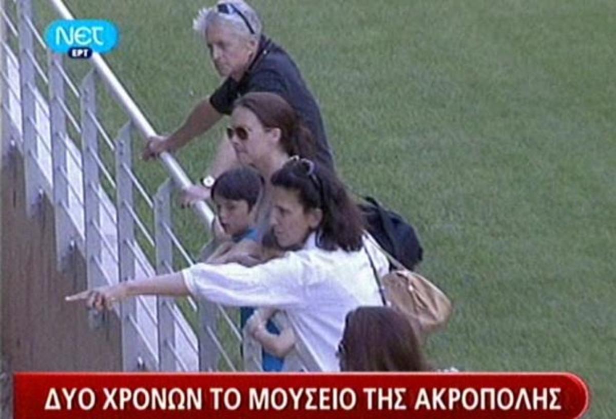 Κάθριν Ζέτα Τζόουνς και Μάικλ Ντάγκλας στο Μουσείο της Ακροπόλεως